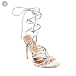 NWOT grey suede heels